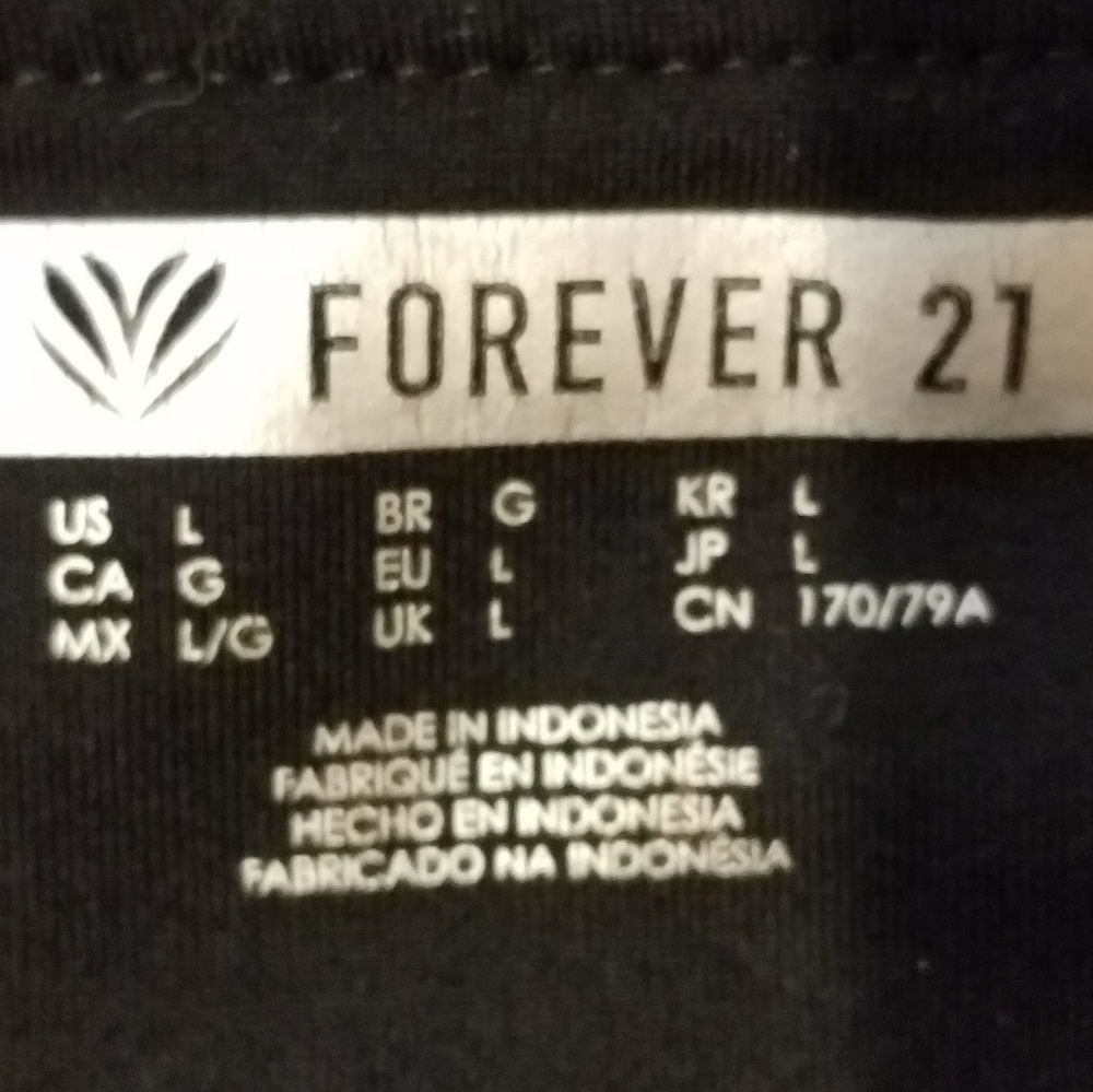FOREVER 21 Stretch Yoga Capris - Picture 5 of 5